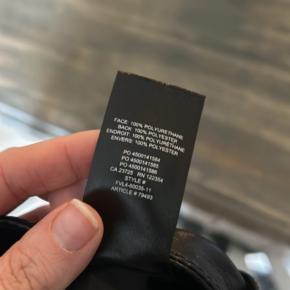 Aritzia Wilfred The Melina Cropped Faux Leather Pants Women's size 4 - Picture 9 of 10